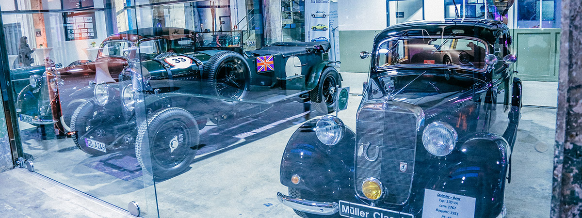 Oldtimer in der Manufaktur B26