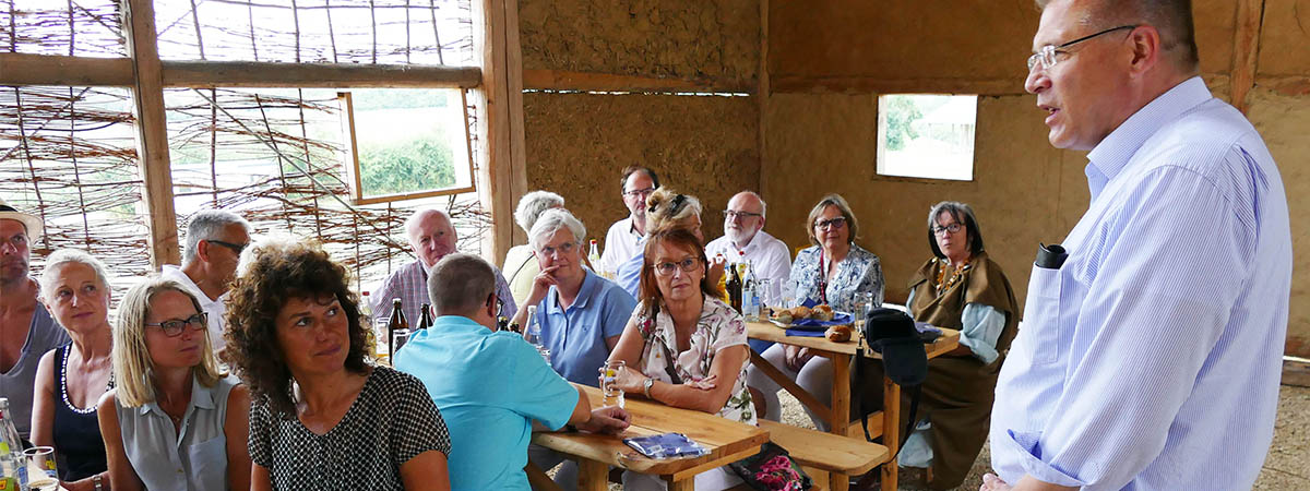 Die Welt der Kelten- Teilnehmer an Tischen