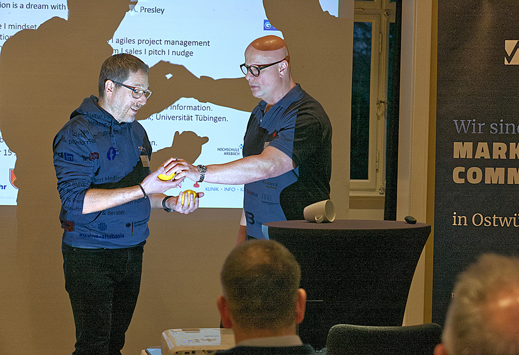 Tobias Bartel zaubert mit Gast